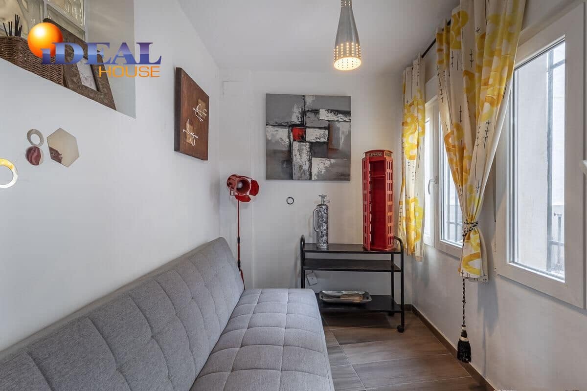 1 sovrum Lägenhet till salu i Granada stad - 119 000 € (Ref: 9434034)