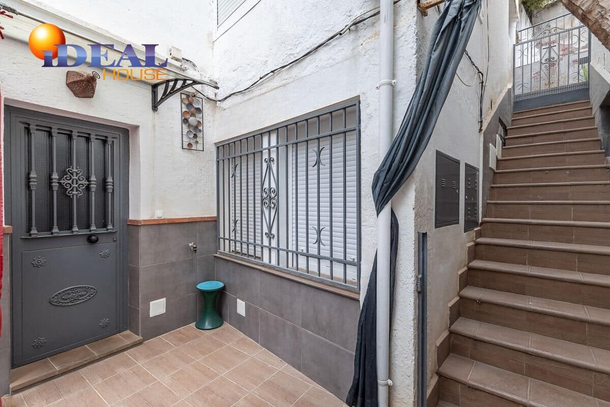 1 sovrum Lägenhet till salu i Granada stad - 119 000 € (Ref: 9434034)