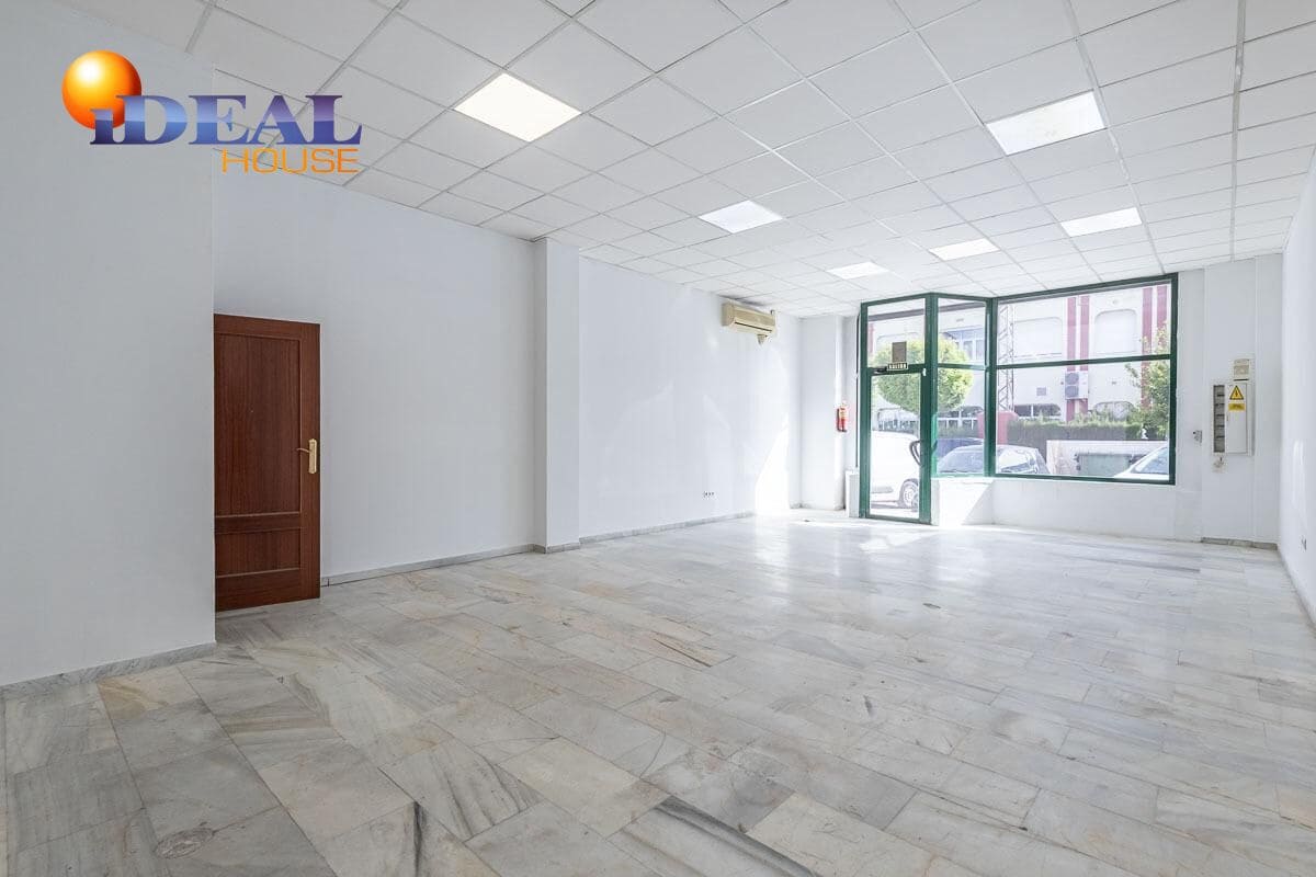 Business for sale in Peligros - € 145,000 (Ref: 9434036)