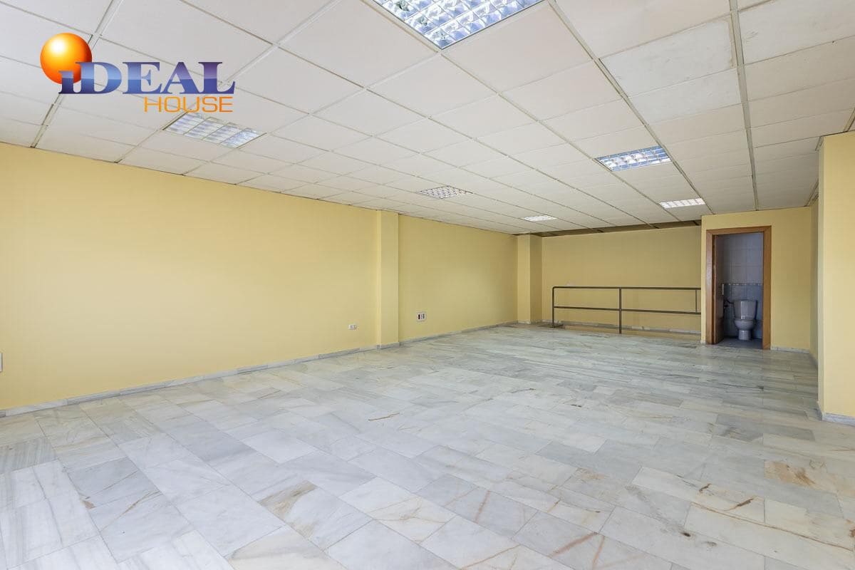 Business for sale in Peligros - € 145,000 (Ref: 9434036)