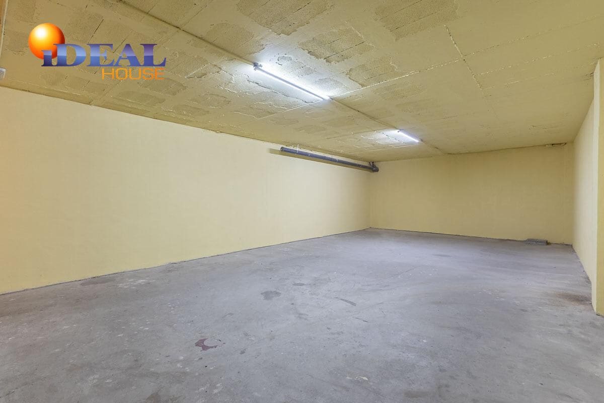 Business for sale in Peligros - € 145,000 (Ref: 9434036)