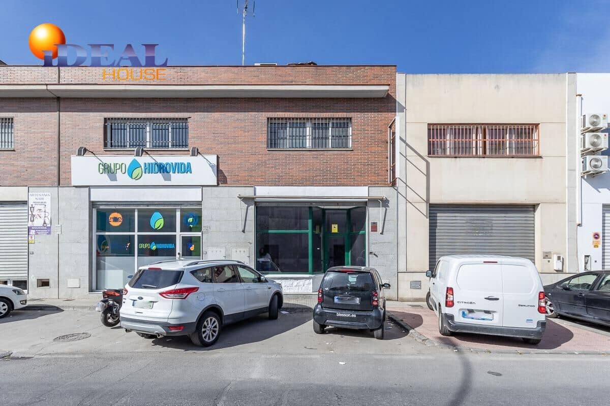 Business for sale in Peligros - € 145,000 (Ref: 9434036)