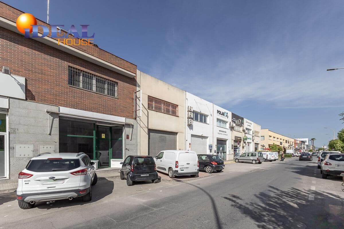 Business for sale in Peligros - € 145,000 (Ref: 9434036)