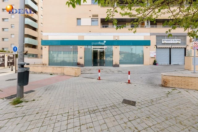 Commerciale in vendita in Granada città - 435.000 € (Rif: 9434037)