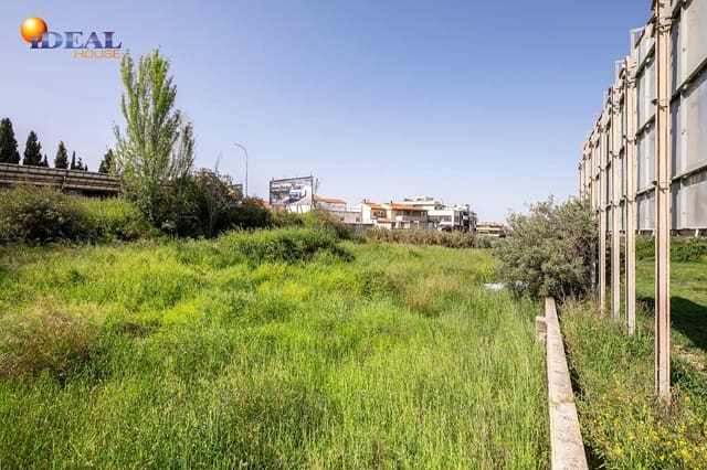 Terreno para Construção para venda em Granada cidade - 175 000 € (Ref: 9434041)