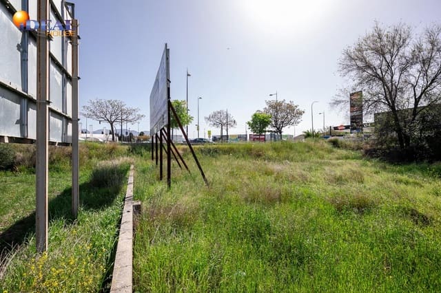 Terreno para Construção para venda em Granada cidade - 175 000 € (Ref: 9434041)