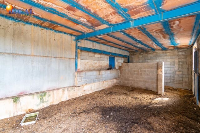 Grunde uden byggetilladelser til salg i Padul - € 330.000 (Ref: 9434042)