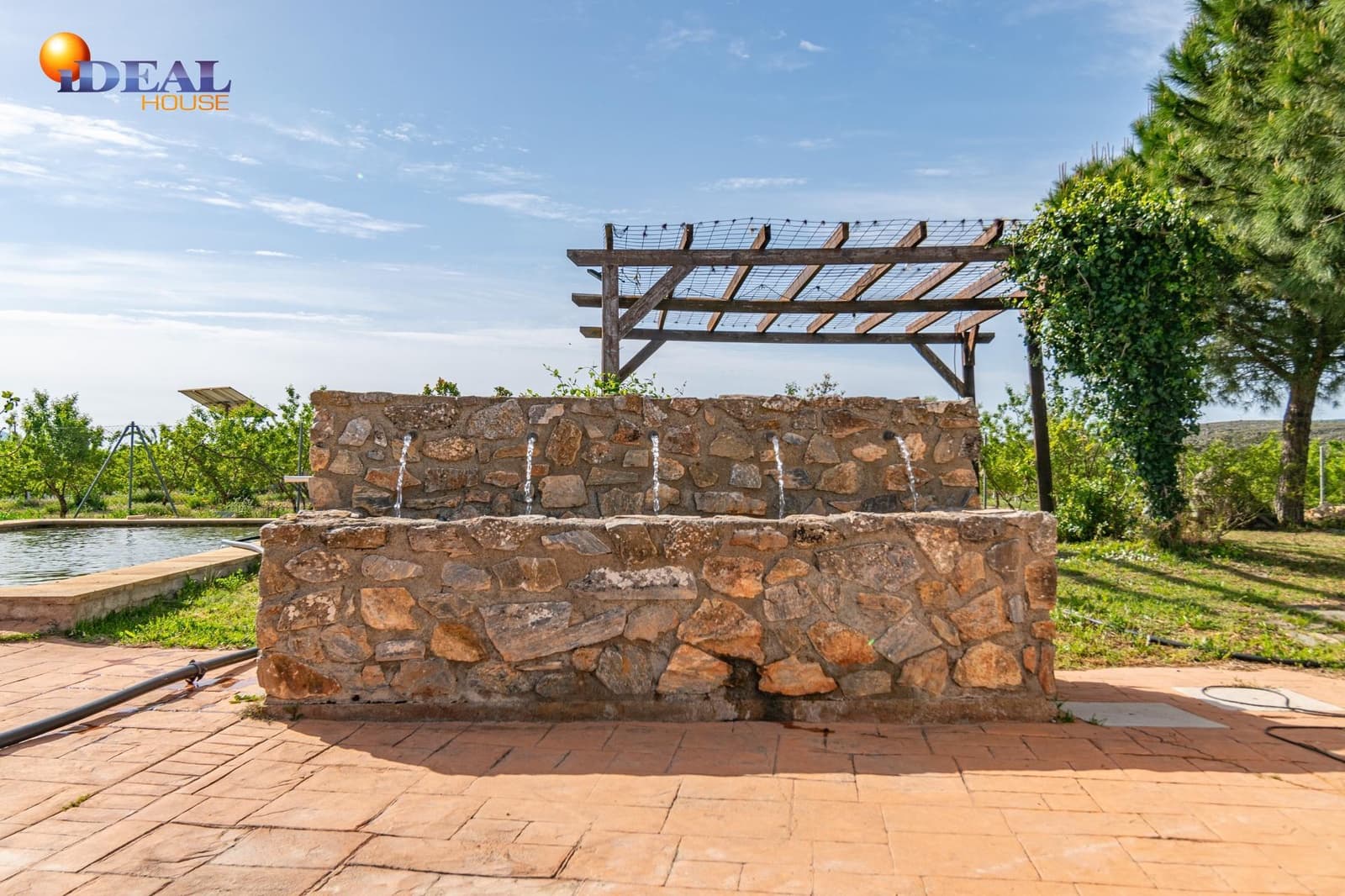 Grunde uden byggetilladelser til salg i Padul - € 330.000 (Ref: 9434042)