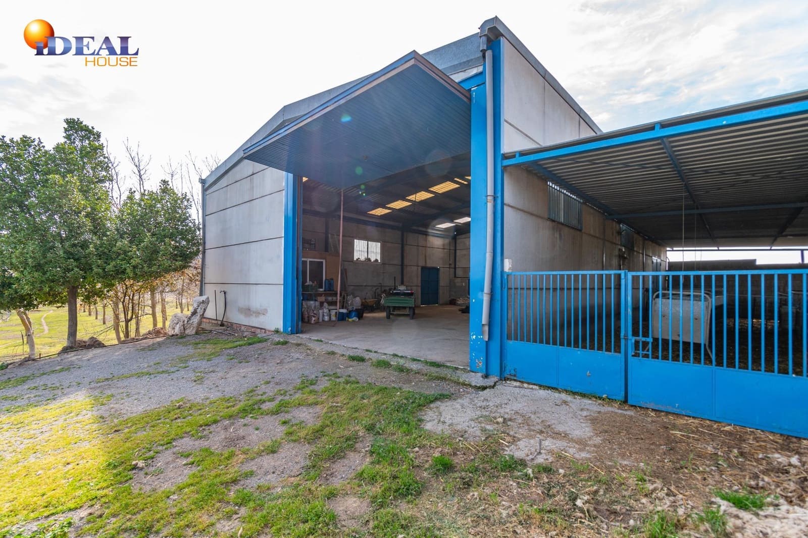 Grunde uden byggetilladelser til salg i Padul - € 330.000 (Ref: 9434042)