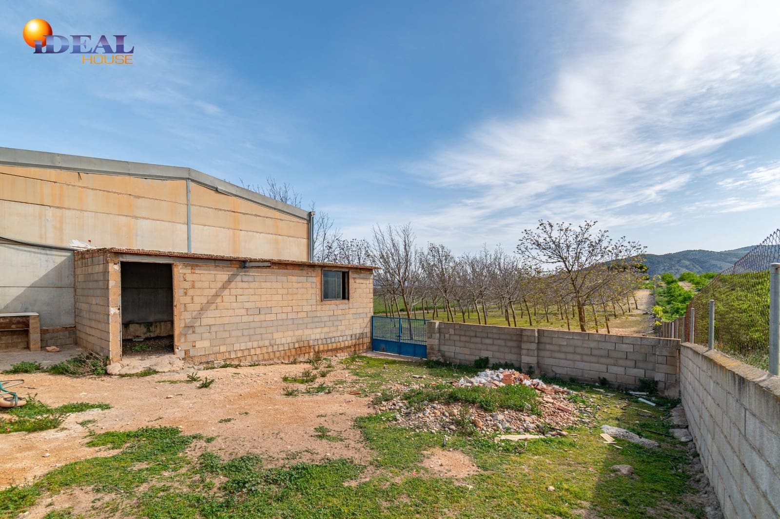 Grunde uden byggetilladelser til salg i Padul - € 330.000 (Ref: 9434042)