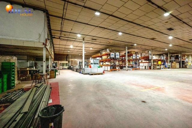 Empresa para venda em Albolote com garagem - 1 850 000 € (Ref: 9434043)