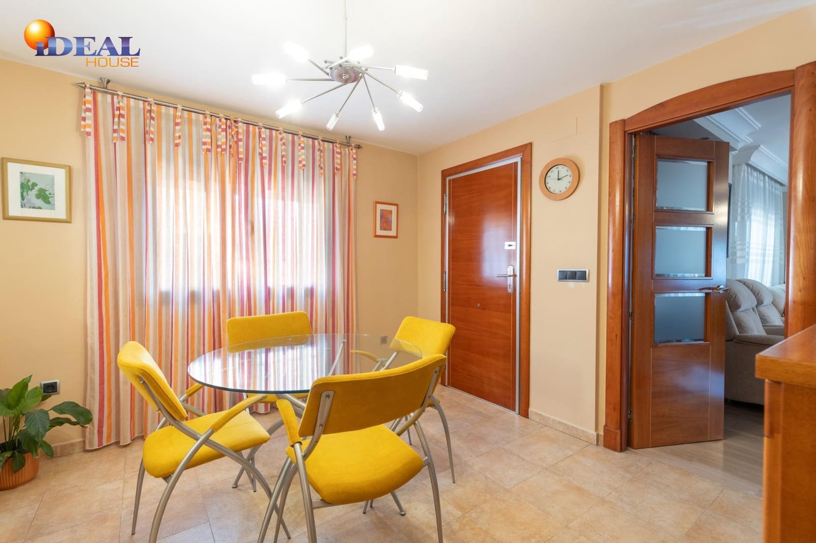 5 bedroom Villa for sale in Ogijares with pool garage - € 630,000 (Ref: 9434046)