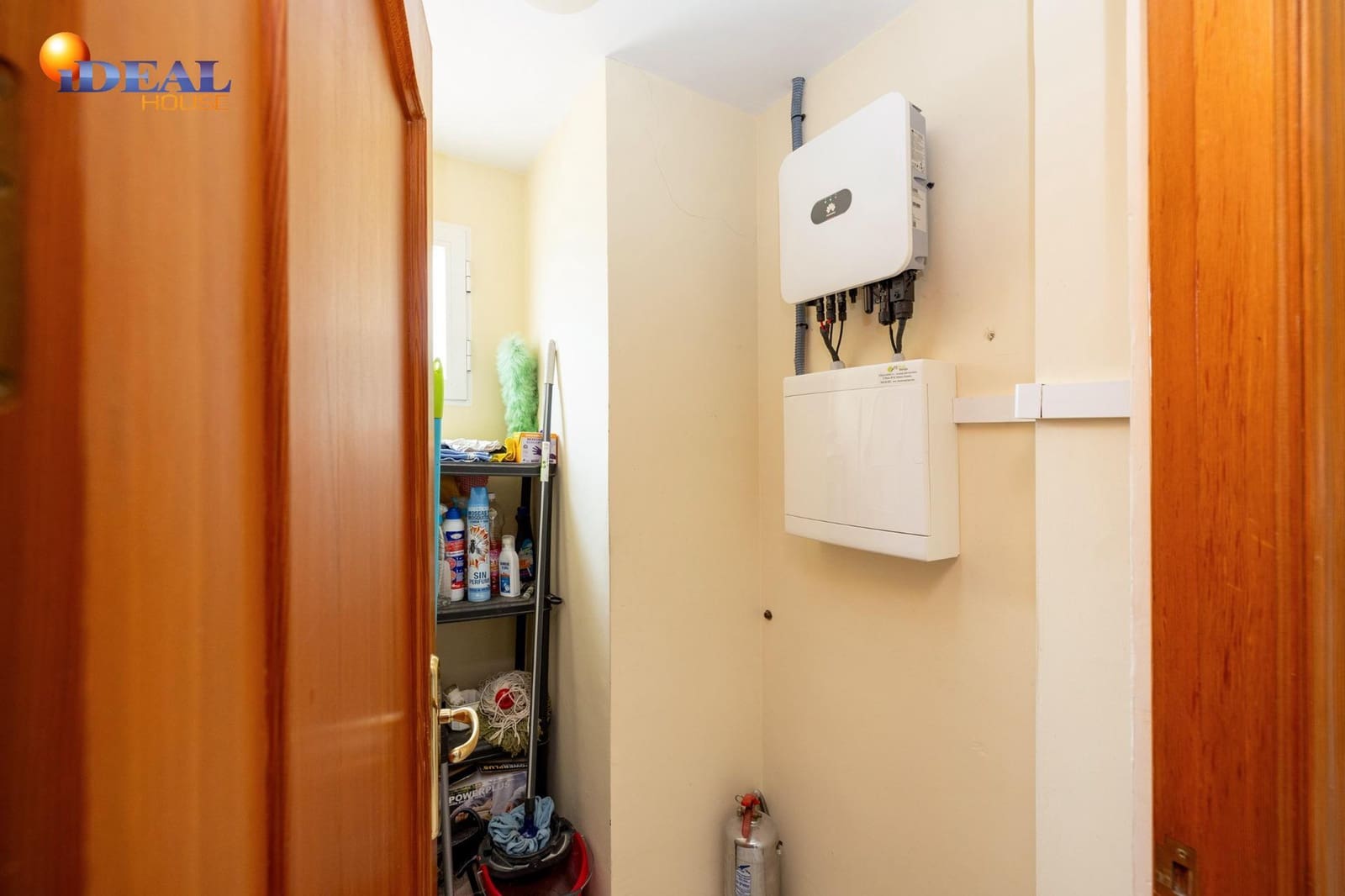 Chalet de 4 habitaciones en Albolote en venta con piscina garaje - 550.000 € (Ref: 9434047)