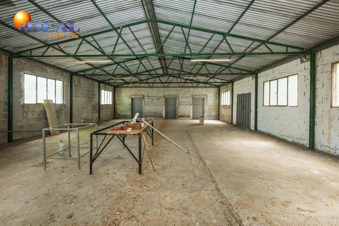 Finca/Casa Rural de 8 habitaciones en Granada ciudad en venta con piscina - 550.000 € (Ref: 9434049)