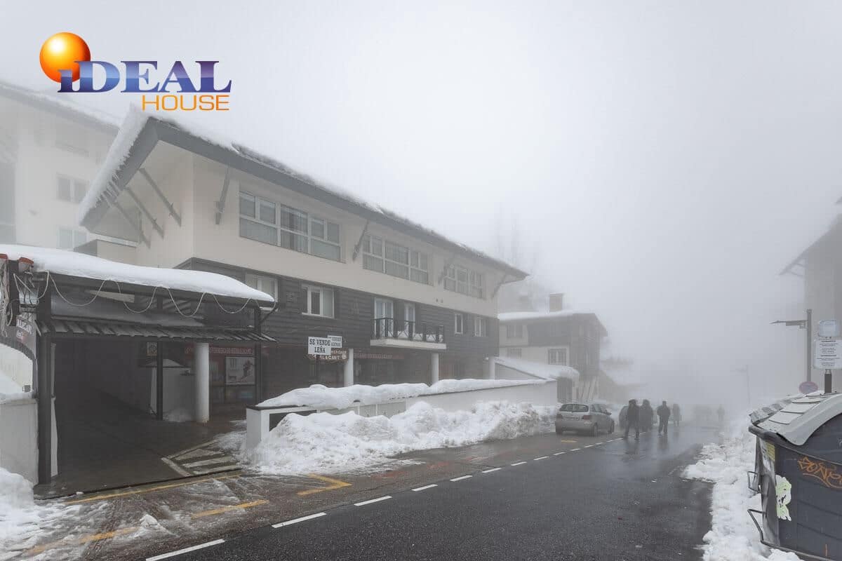 2 bedroom Flat for sale in Sierra Nevada - € 240,000 (Ref: 9434053)