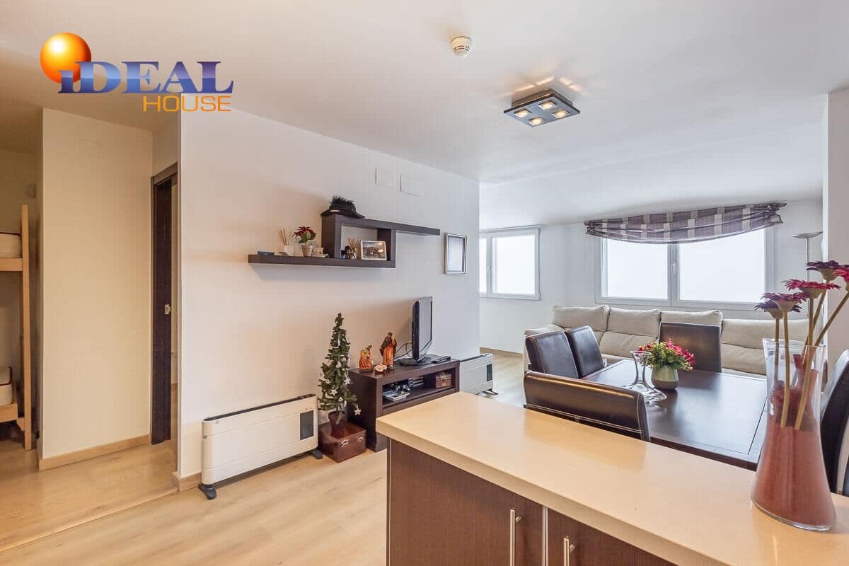 2 bedroom Flat for sale in Sierra Nevada - € 240,000 (Ref: 9434053)