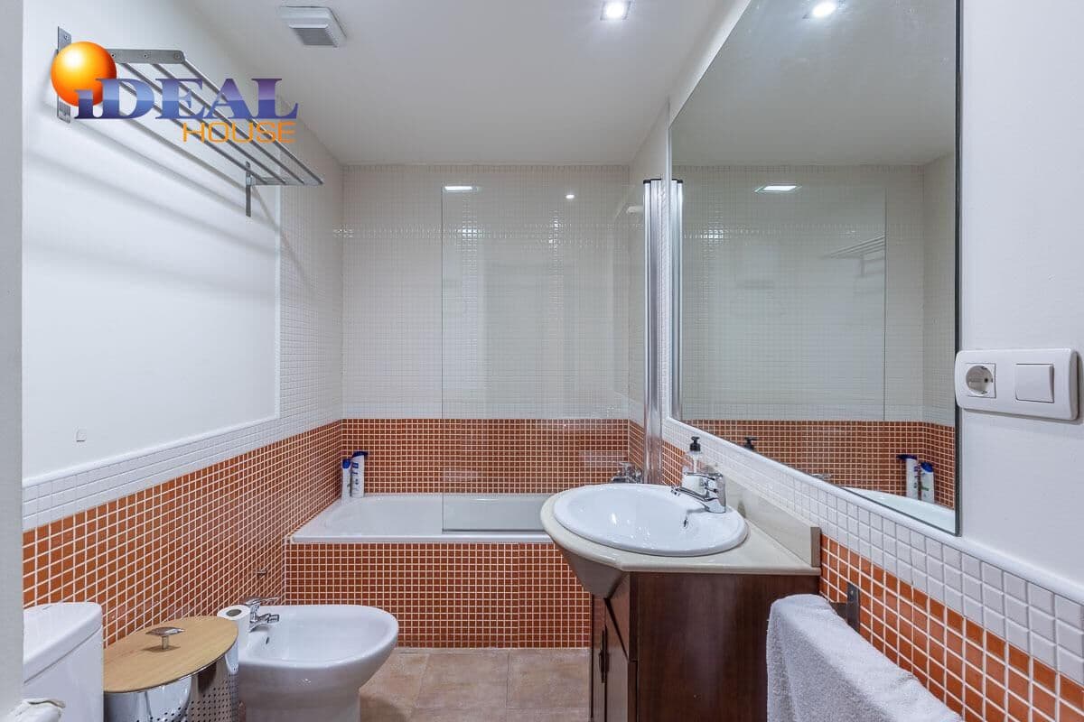 2 bedroom Flat for sale in Sierra Nevada - € 240,000 (Ref: 9434053)