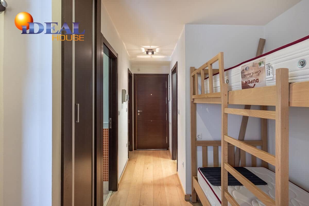 2 bedroom Flat for sale in Sierra Nevada - € 240,000 (Ref: 9434053)