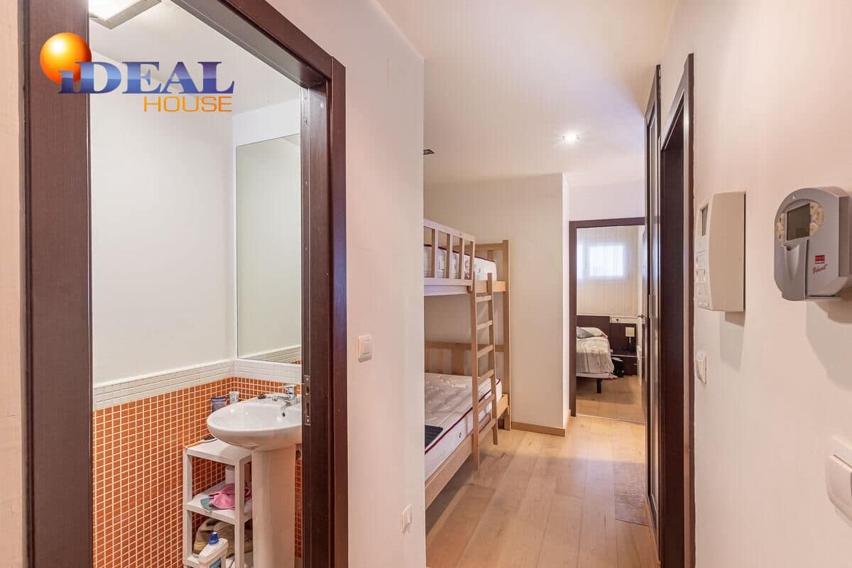 2 bedroom Flat for sale in Sierra Nevada - € 240,000 (Ref: 9434053)