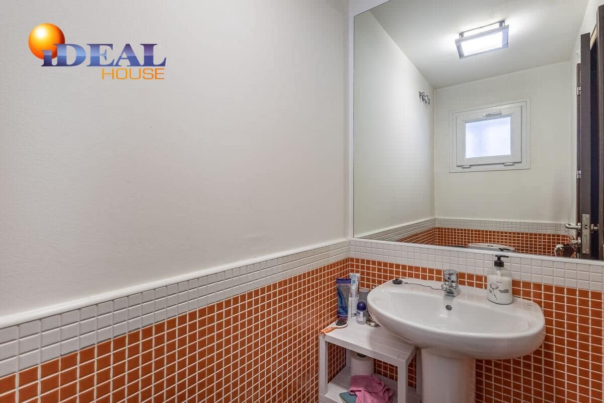 2 bedroom Flat for sale in Sierra Nevada - € 240,000 (Ref: 9434053)