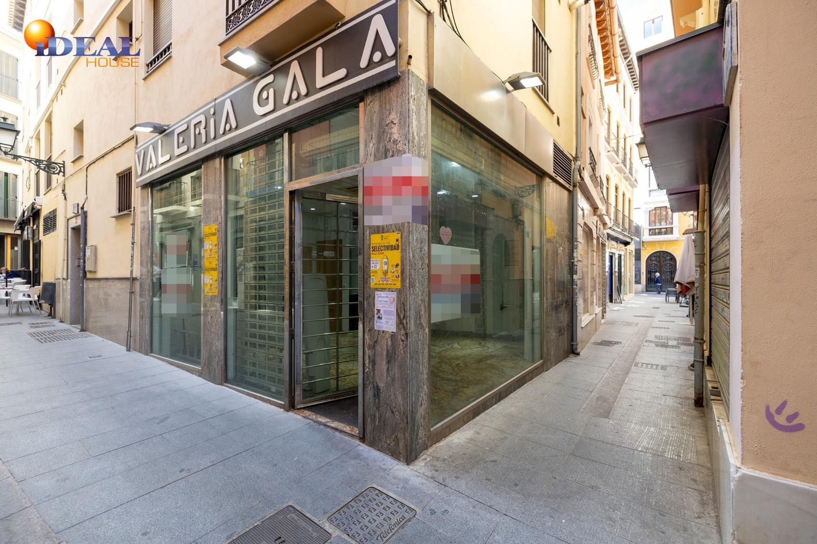 Commercial for sale in Granada city - € 178,000 (Ref: 9434055)