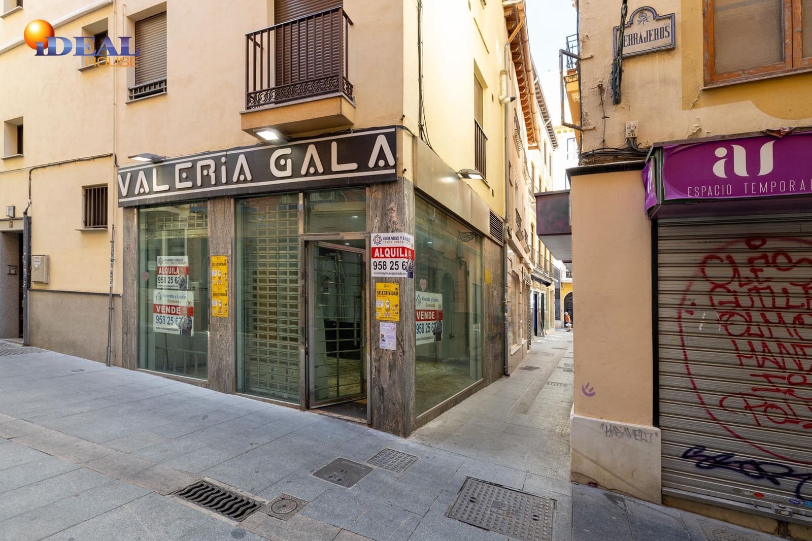 Commercial for sale in Granada city - € 178,000 (Ref: 9434055)