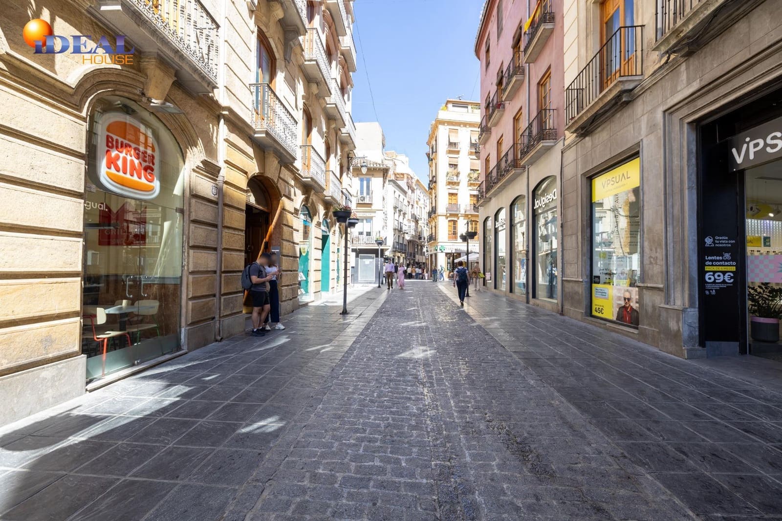 Commercial for sale in Granada city - € 178,000 (Ref: 9434055)