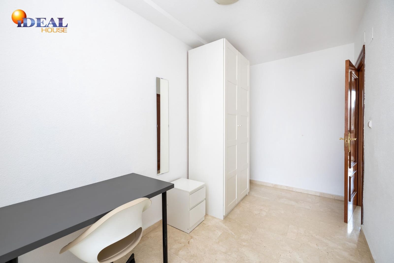 2 bedroom Apartment for sale in Armilla with garage - € 157,500 (Ref: 9434056)