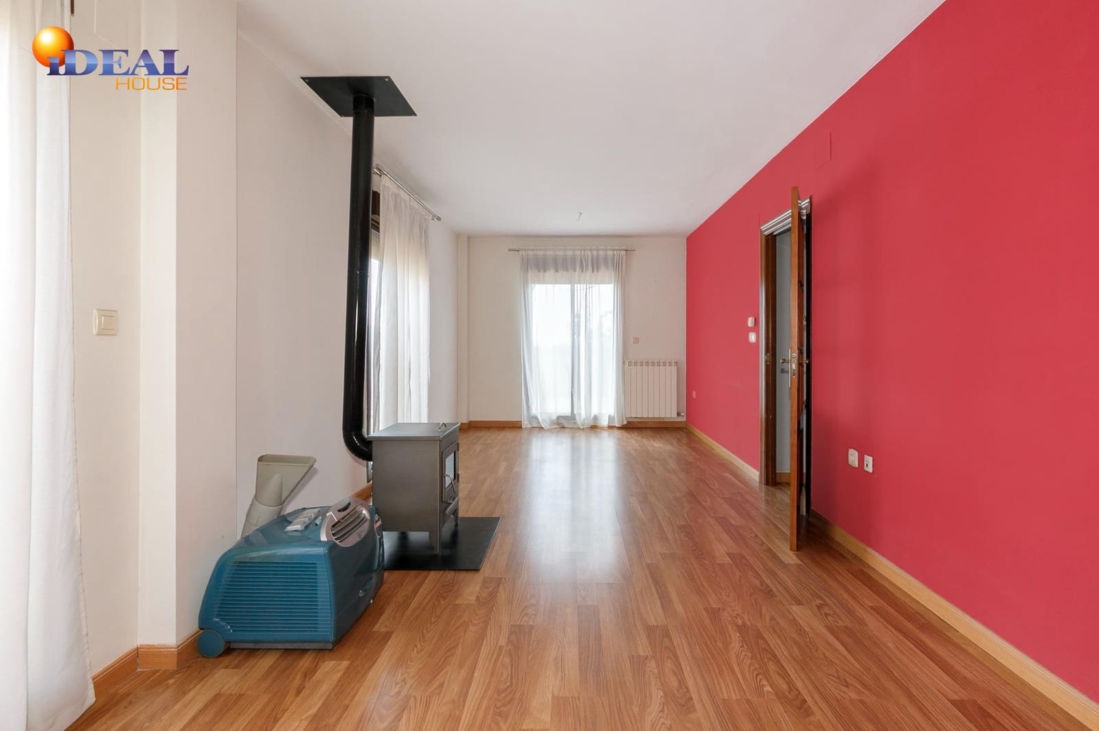 2 soveværelse Penthouse til salg i La Zubia med garage - € 275.000 (Ref: 9434058)