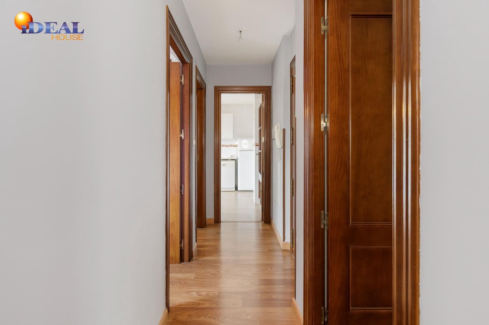 2 soveværelse Penthouse til salg i La Zubia med garage - € 275.000 (Ref: 9434058)