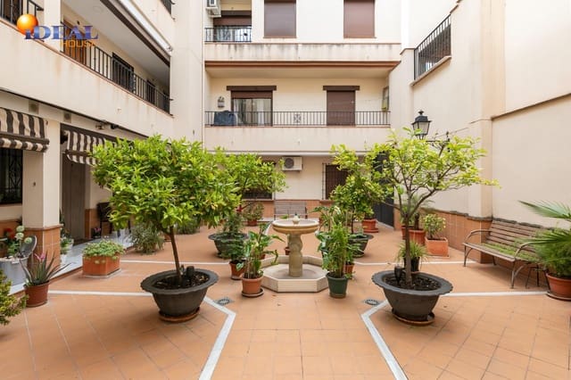 Ático de 2 habitaciones en La Zubia en venta con garaje - 275.000 € (Ref: 9434058)