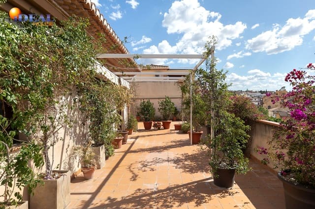 Ático de 2 habitaciones en La Zubia en venta con garaje - 275.000 € (Ref: 9434058)