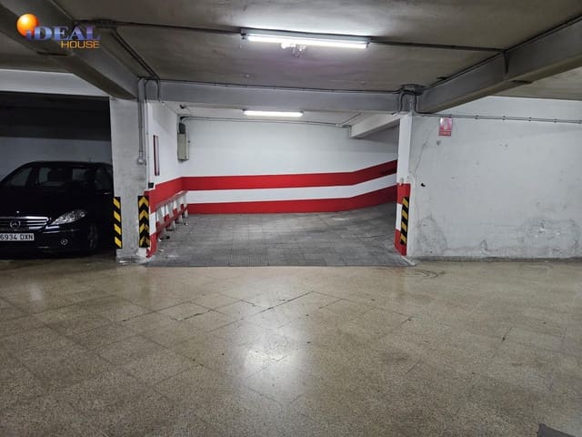 Garaje en Centro, Granada ciudad en venta - 29.500 € (Ref: 9434059)