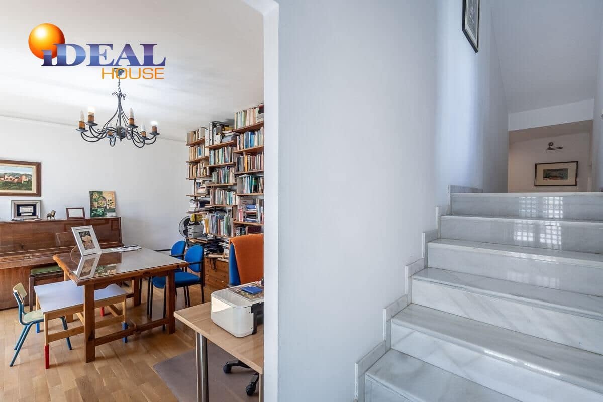 4 soverom Hus til salgs i Granada by med garasje - € 775 000 (Ref: 9434060)