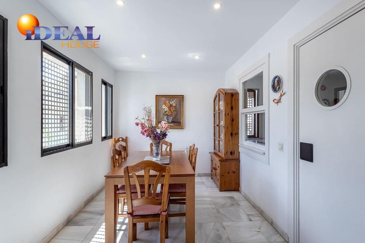 4 soverom Hus til salgs i Granada by med garasje - € 775 000 (Ref: 9434060)