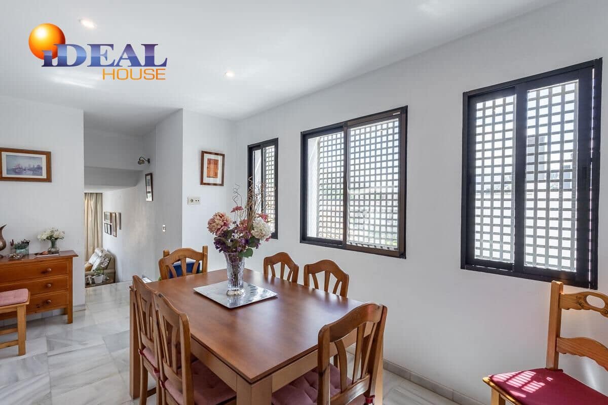 4 soverom Hus til salgs i Granada by med garasje - € 775 000 (Ref: 9434060)