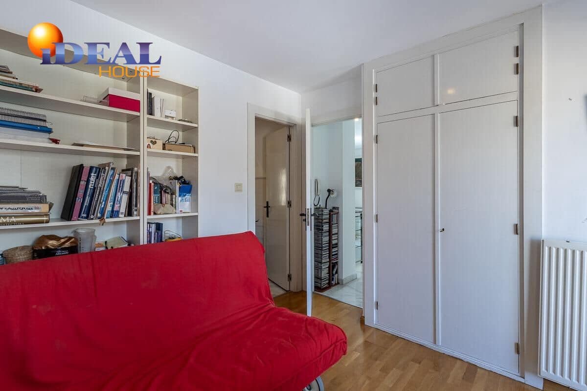 4 soverom Hus til salgs i Granada by med garasje - € 775 000 (Ref: 9434060)