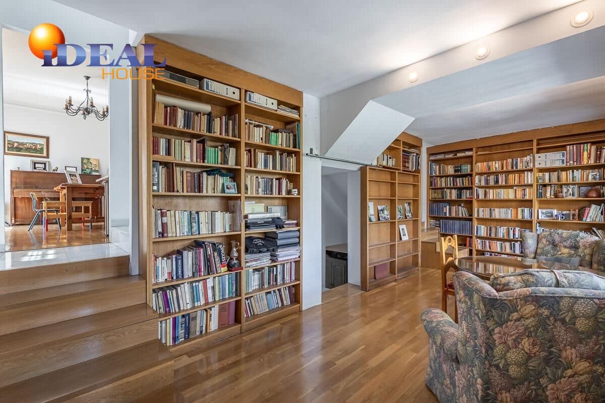 4 soverom Hus til salgs i Granada by med garasje - € 775 000 (Ref: 9434060)