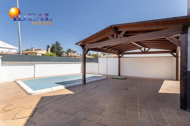 3 sypialnia Dom blizniak na sprzedaż w Huétor Vega z basenem garażem - 349 000 € (Ref: 9434061)