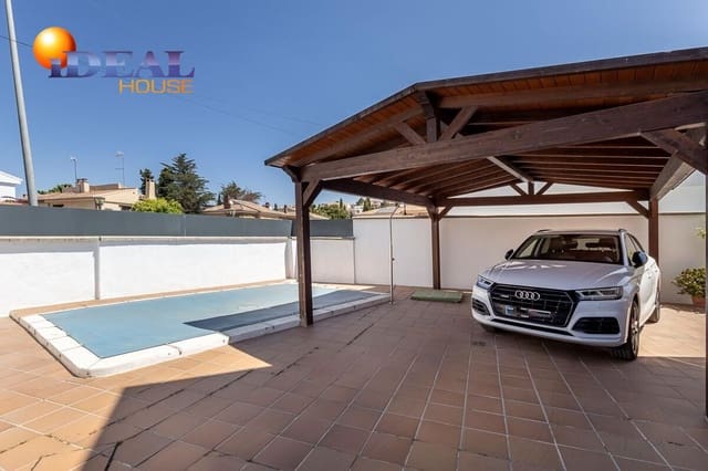 3 sypialnia Dom blizniak na sprzedaż w Huétor Vega z basenem garażem - 349 000 € (Ref: 9434061)