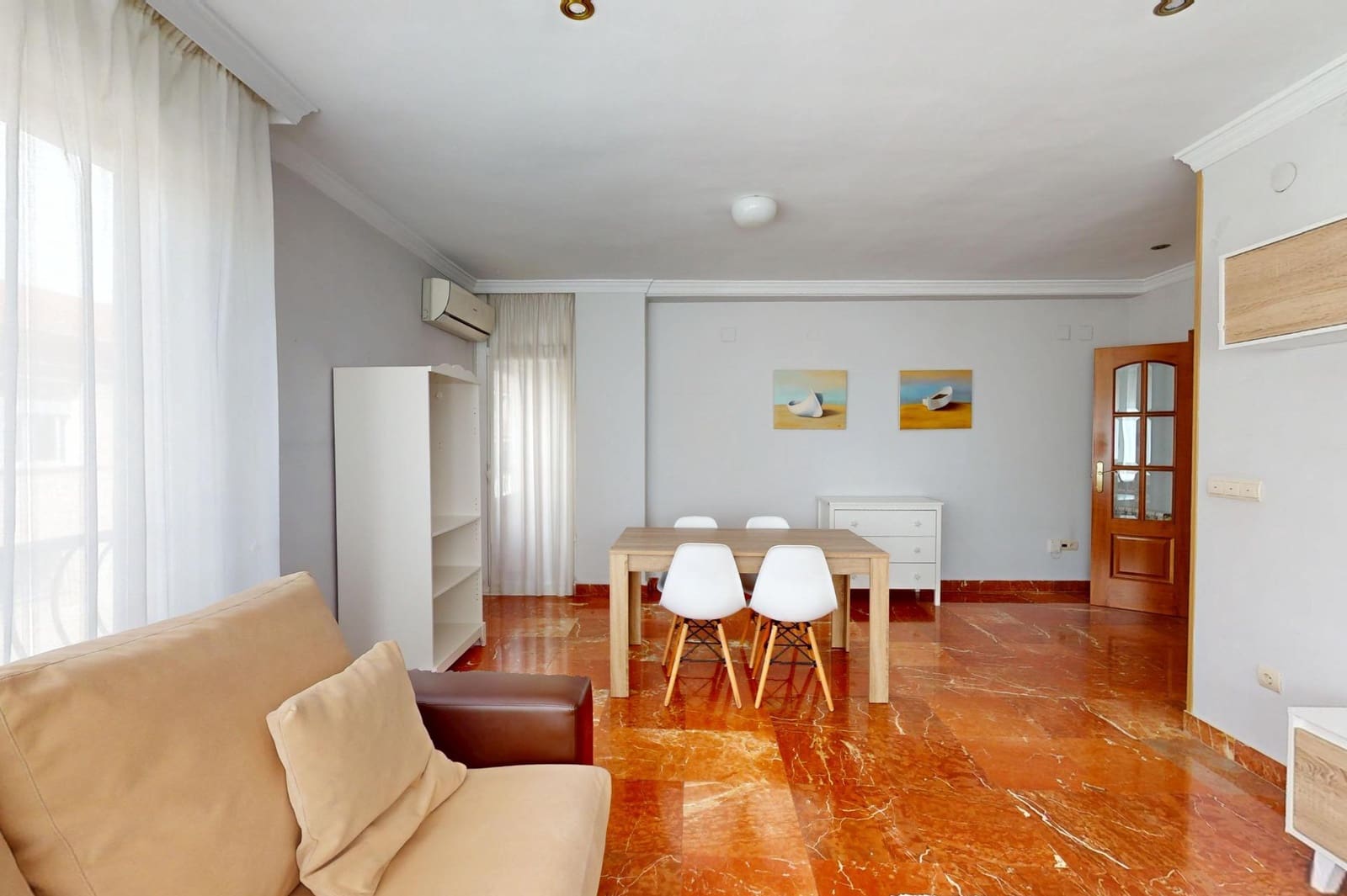 3 soverom Leilighet til leie i Granada by - € 1 100 (Ref: 9434062)