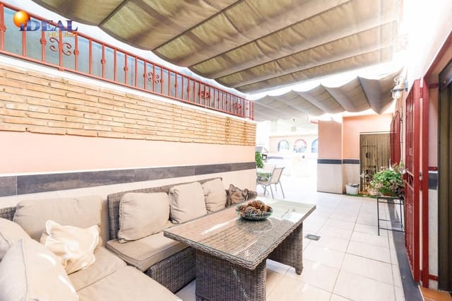 5 chambre Maison de Ville à vendre à Peligros - 380 000 € (Ref: 9434065)