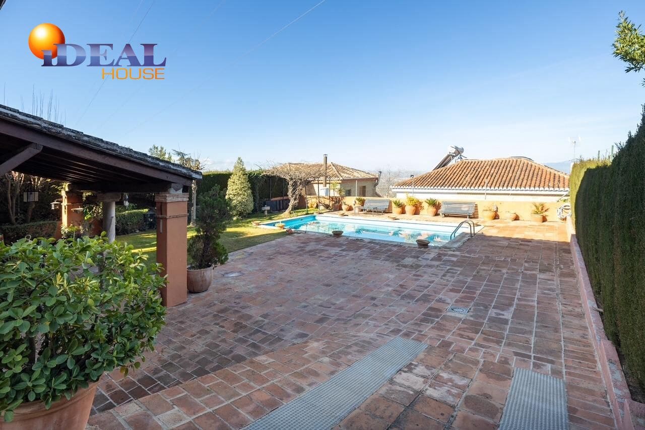 4 bedroom Villa for sale in Monachil with pool garage - € 695,000 (Ref: 9434067)