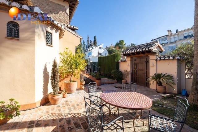 4 Zimmer Villa zu verkaufen in Monachil mit Pool Garage - 695.000 € (Ref: 9434067)