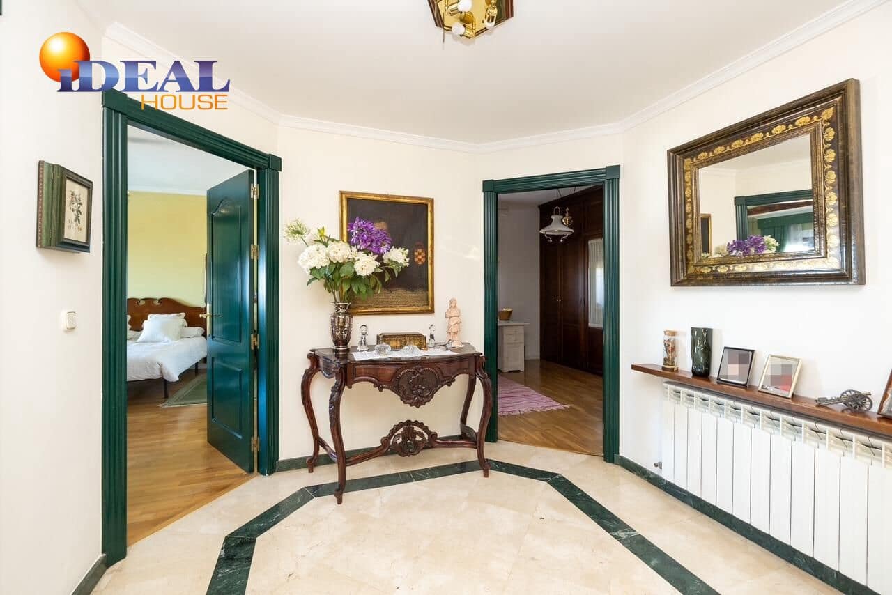 4 bedroom Villa for sale in Monachil with pool garage - € 695,000 (Ref: 9434067)