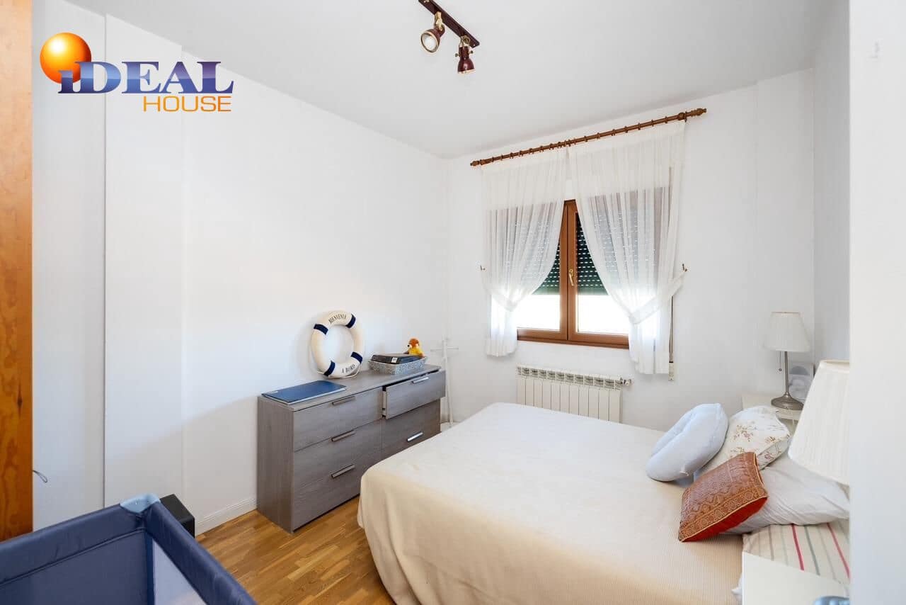 4 bedroom Villa for sale in Monachil with pool garage - € 695,000 (Ref: 9434067)