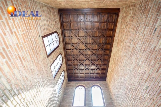 4 Zimmer Villa zu verkaufen in Monachil mit Pool Garage - 695.000 € (Ref: 9434067)