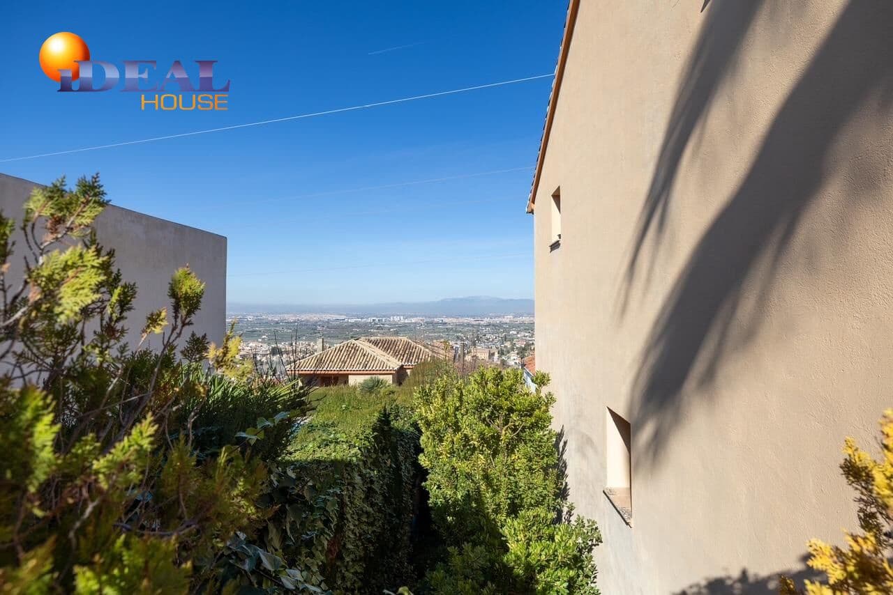 4 bedroom Villa for sale in Monachil with pool garage - € 695,000 (Ref: 9434067)