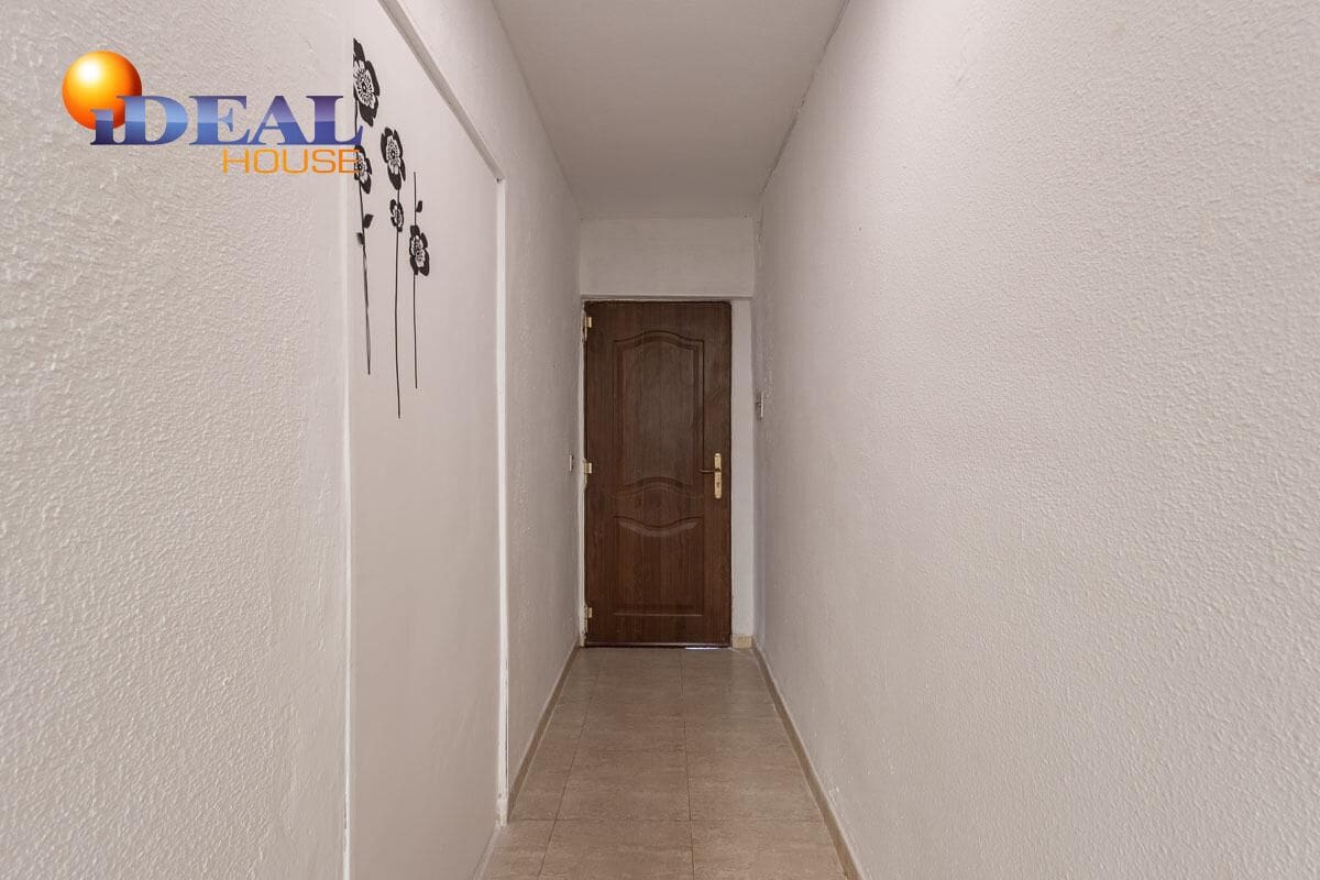 3 slaapkamer Rijtjeshuis te koop in Armilla - € 200.000 (Ref: 9434068)