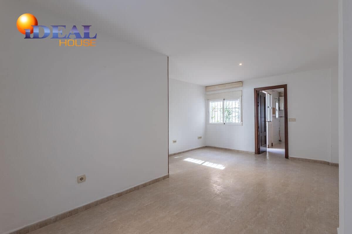 3 slaapkamer Rijtjeshuis te koop in Armilla - € 200.000 (Ref: 9434068)